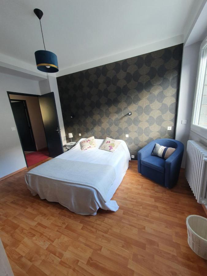 Chambre Privee Du Majestic Saint-Affrique Exterior foto